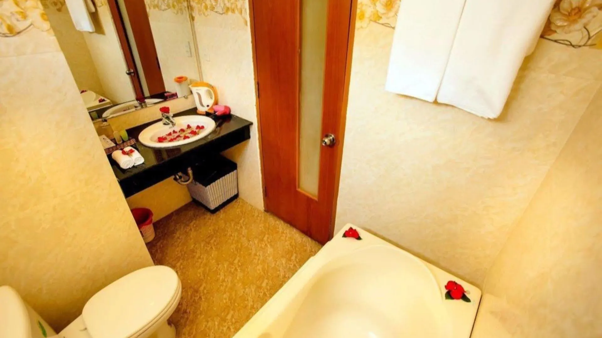 Art Boutique Hotel Nha Trang 3*,  Vietnam
